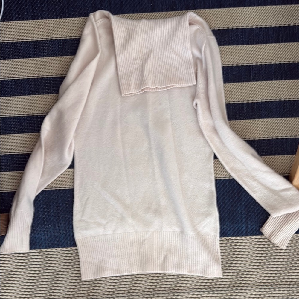 Light Pink Women’s Knit Sweater with Fold-Over Collar